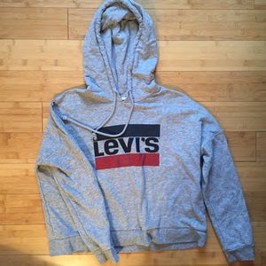 Levi’s Loose Fit Cropped Hoodie